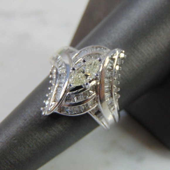 Vintage Estate Womens Sterling Silver Diamond Engagement Ring 6.6g #E1339